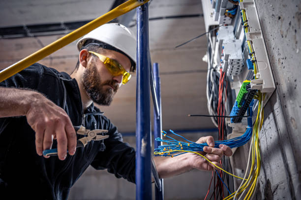 Best Local Electrician Companies  in South Wilton, CT